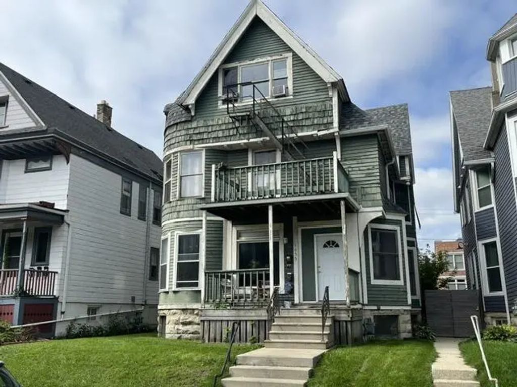 1655 N Van Buren St, Milwaukee