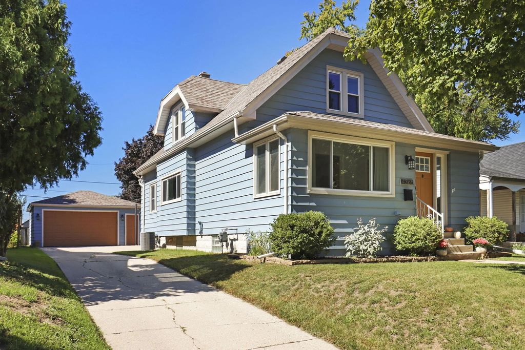 4365 S Quincy Ave, Milwaukee