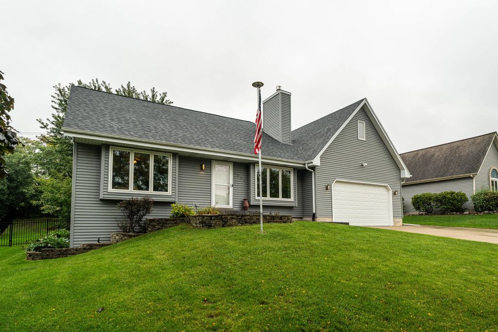 7244 S Dover Hill Ct, Franklin