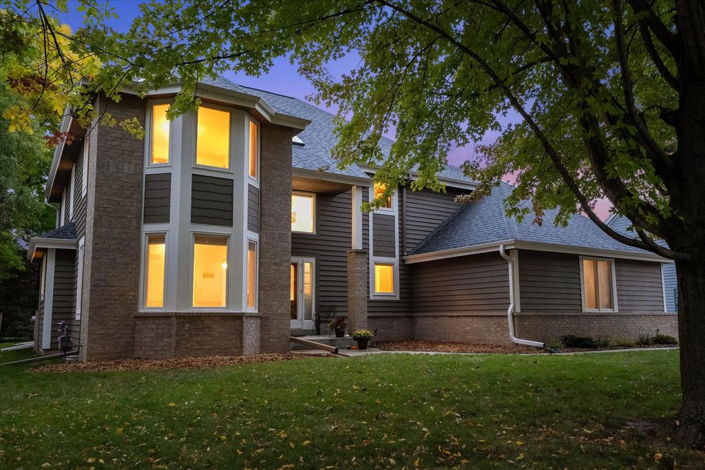 1264 Creekside Ln, Grafton