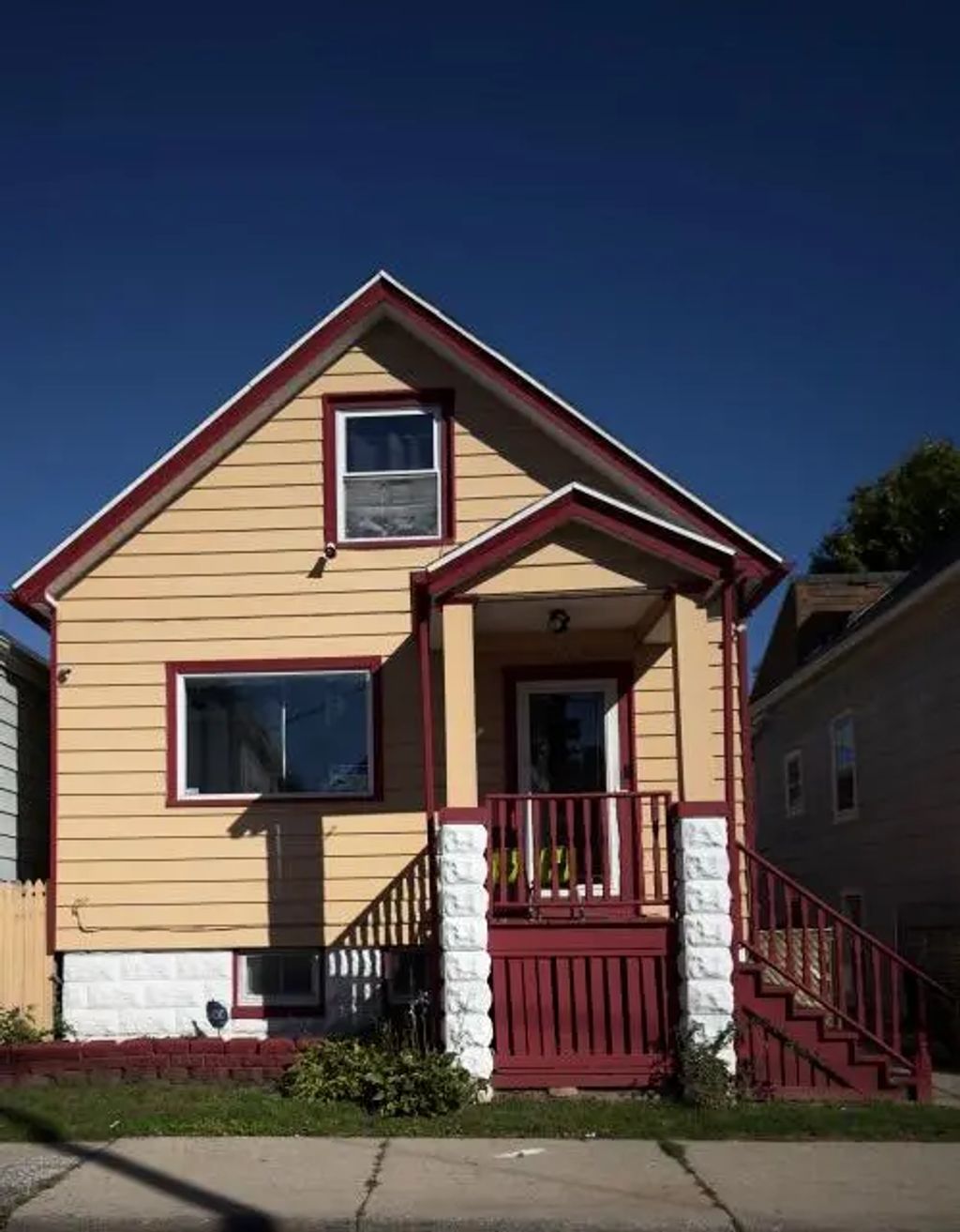 2206 S Fifth Pl, Milwaukee