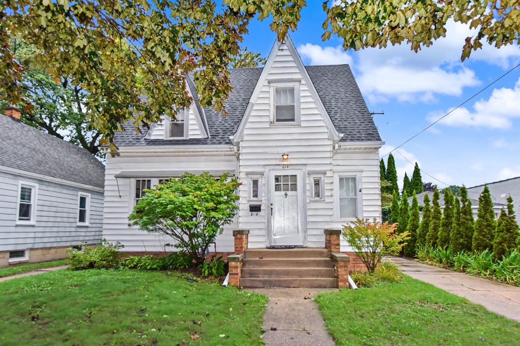 614 Wolff St, Racine
