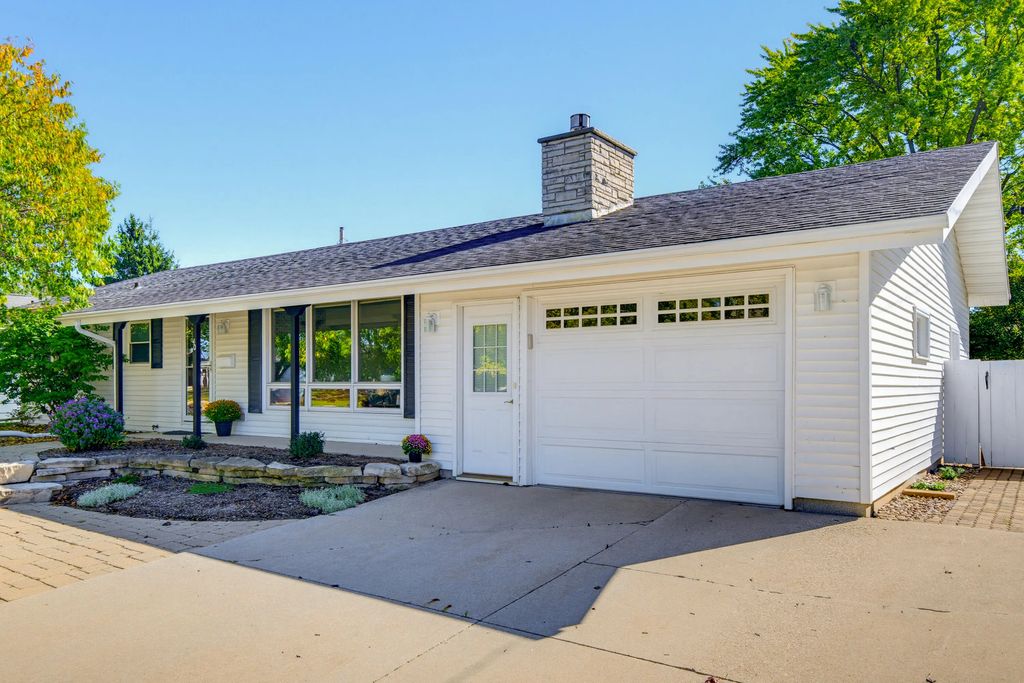 40 Wakawn Ave, Fond Du Lac