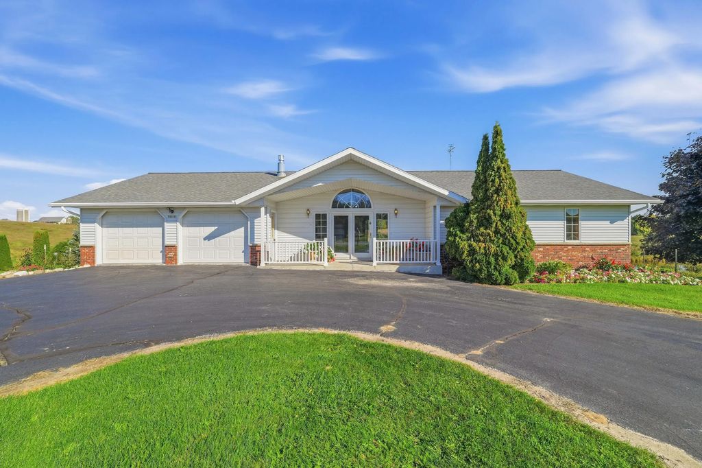 W2938 Garton Rd, Herman