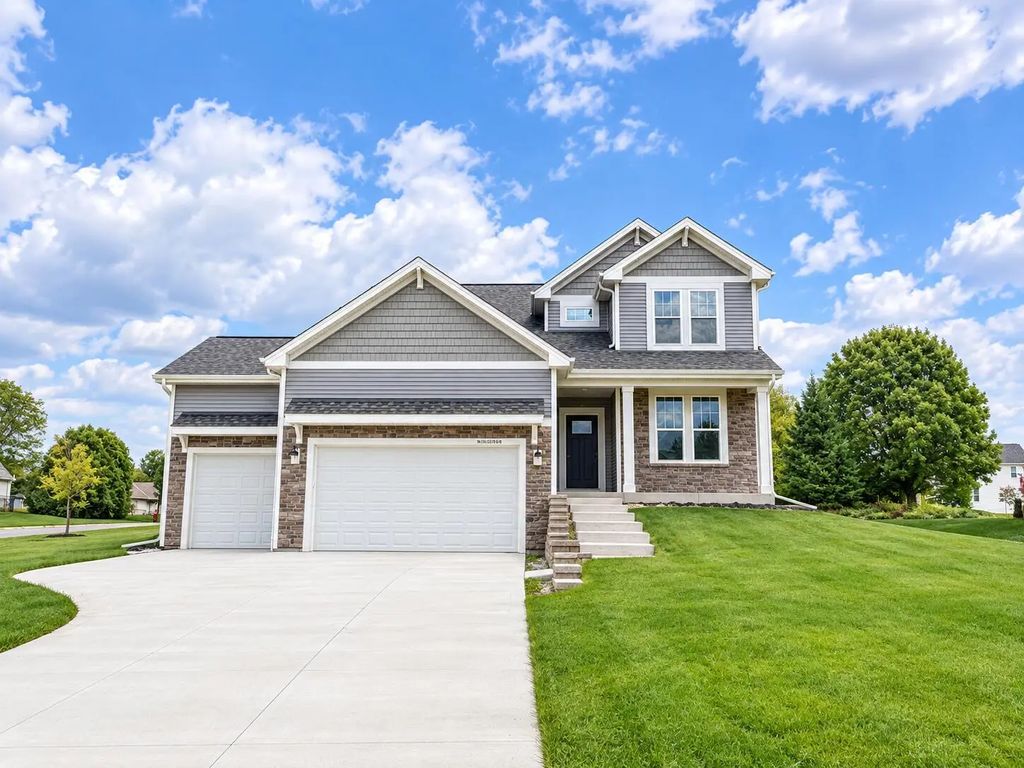 N101w16888 Tanglewood Dr, Germantown