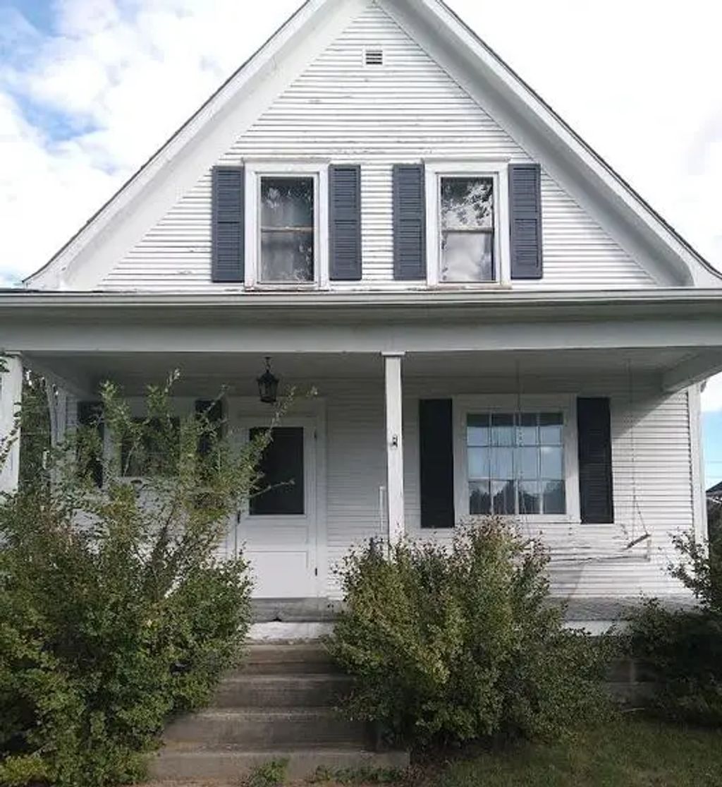 910 Dillingham Ave, Sheboygan