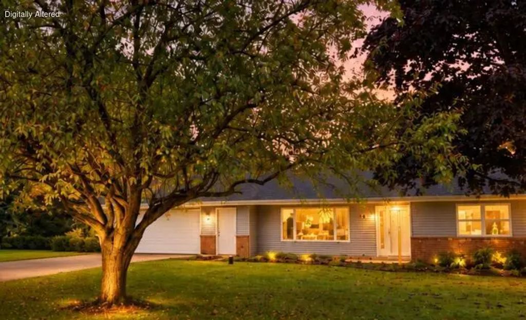 W2350 Capital Dr, Auburn