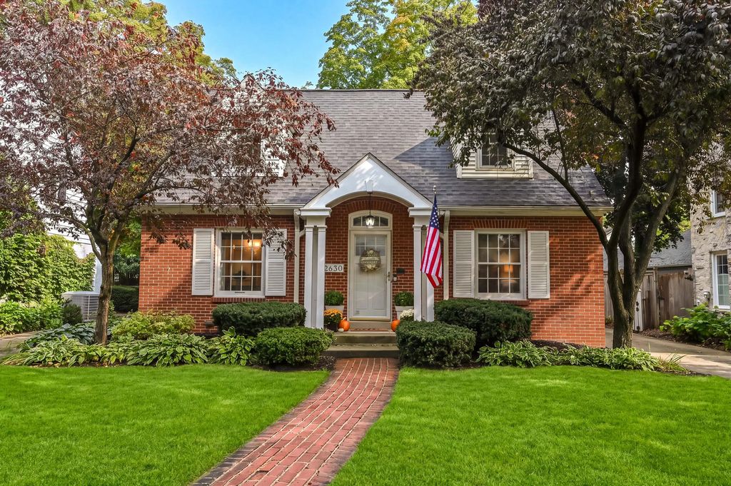2630 N 89th St, Wauwatosa