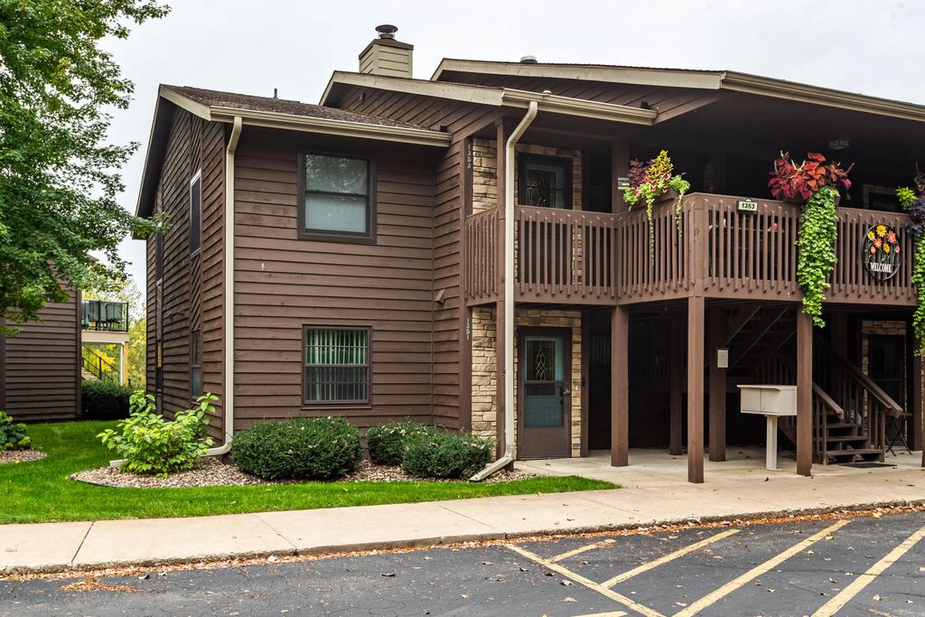 1351 Lauderdale Pl, Onalaska