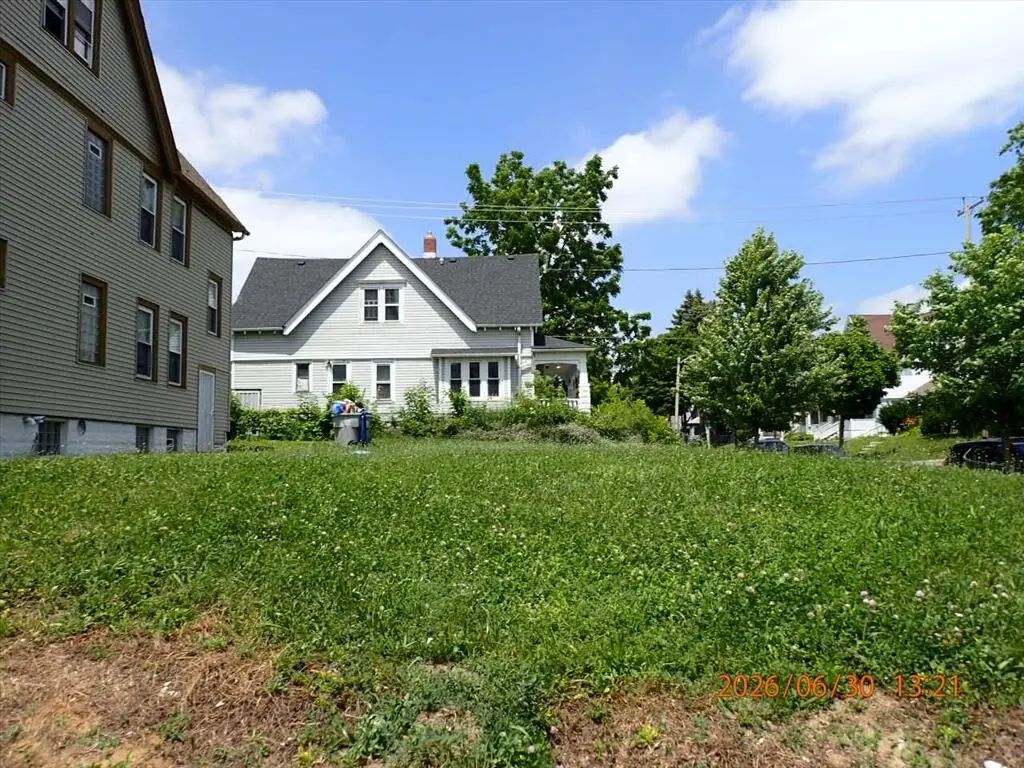 1400 W Burleigh St 1402, Milwaukee