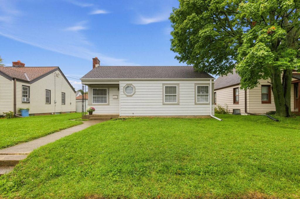 2409 S 64th St, West Allis