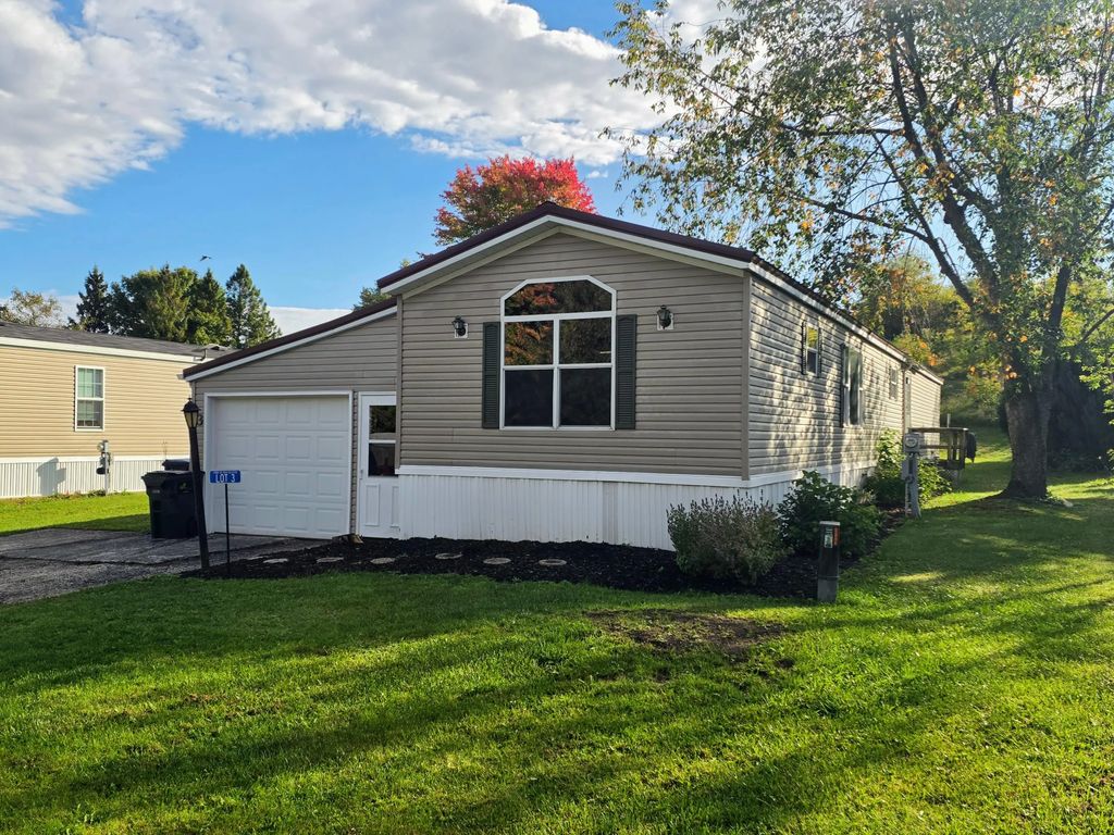 W1373 County Road Hh Rd, New Holstein