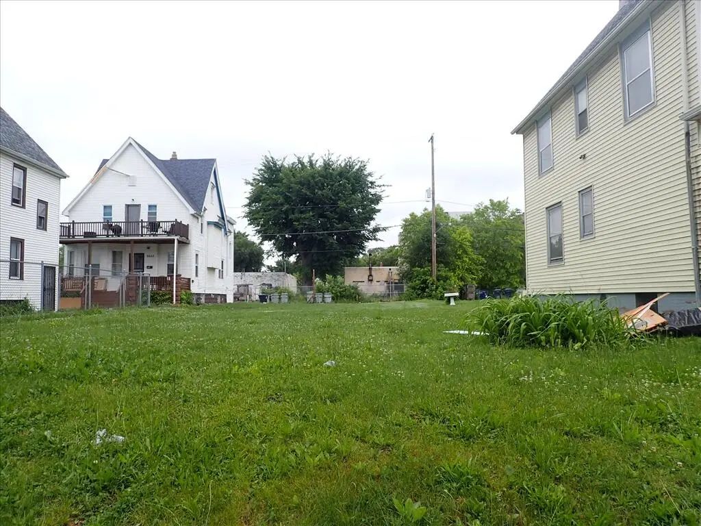 2618 W Medford Ave, Milwaukee