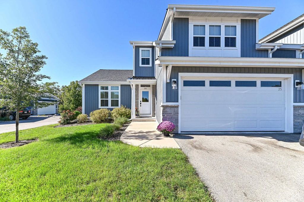 405 Falcon Ridge Dr 25, Burlington