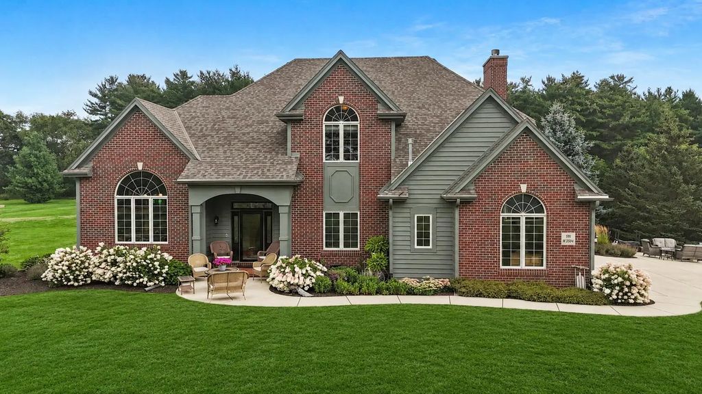 S91w31504 Grace Trl, Mukwonago