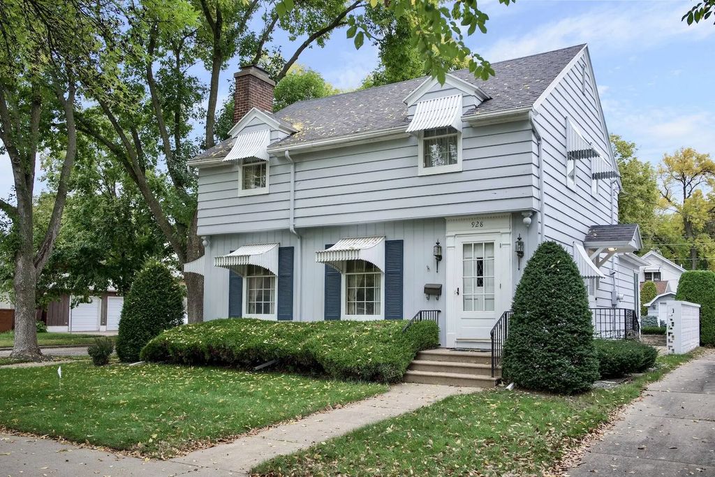 928 Mark St W, Winona