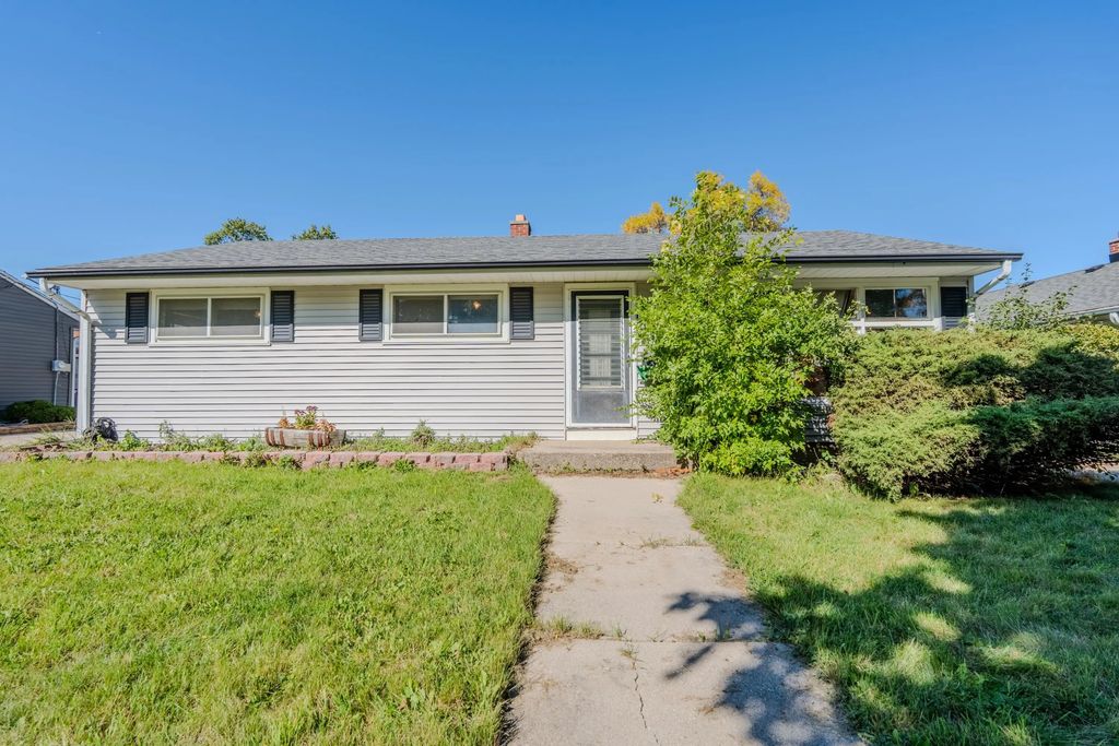 2506 W Whitaker Ave, Milwaukee