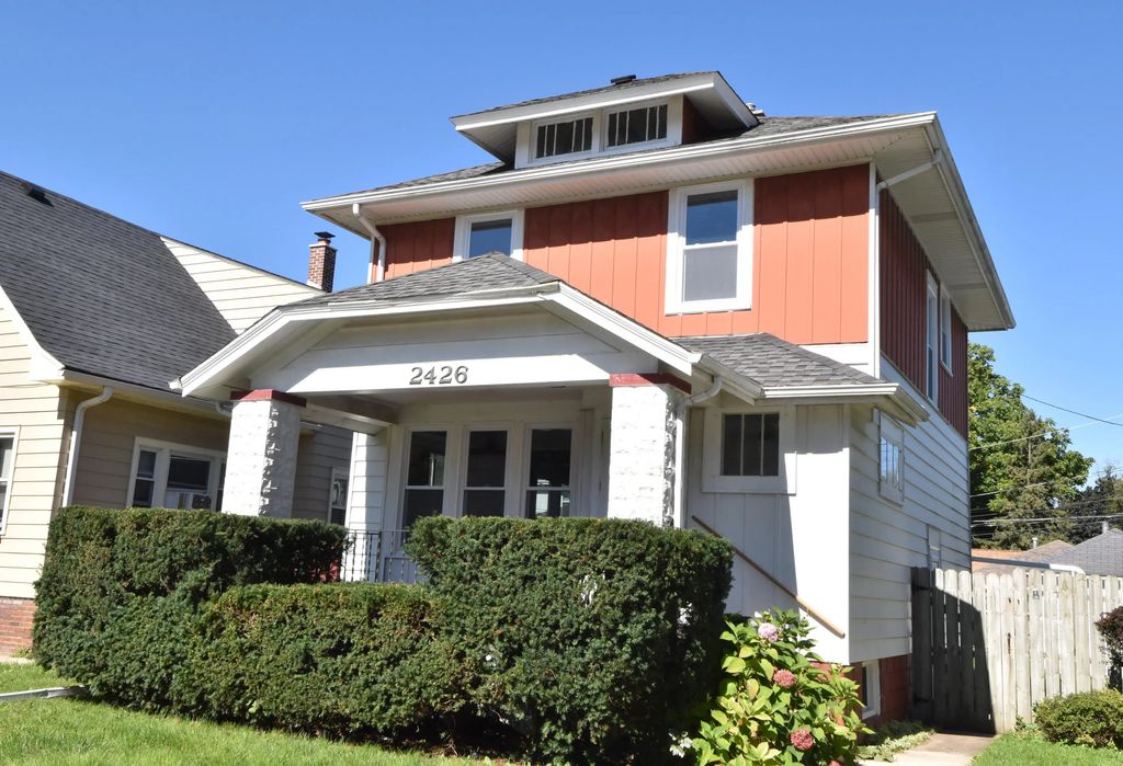 2426 Carmel Ave, Racine