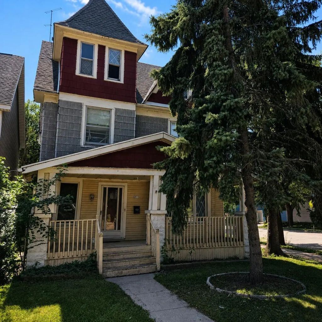 2833 S Wentworth Ave, Milwaukee
