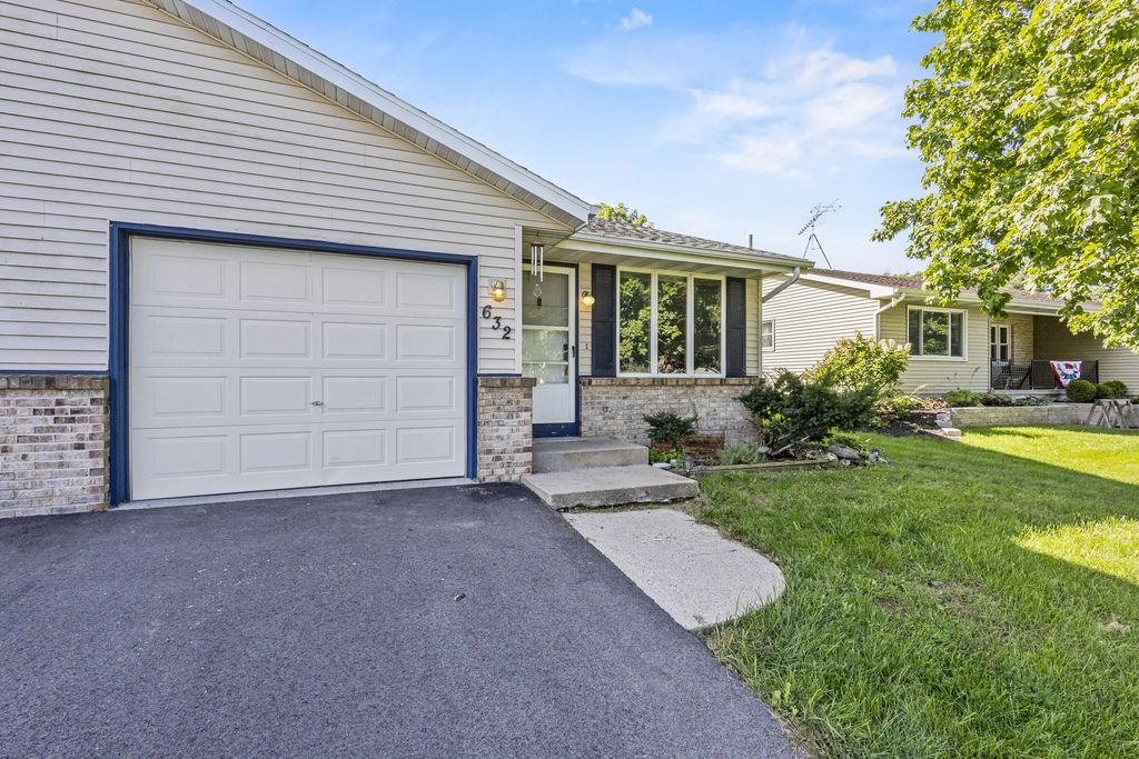 632 Holland Ave, Delavan