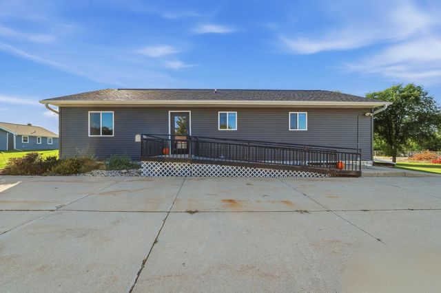 409 Degner Ave, Mayville