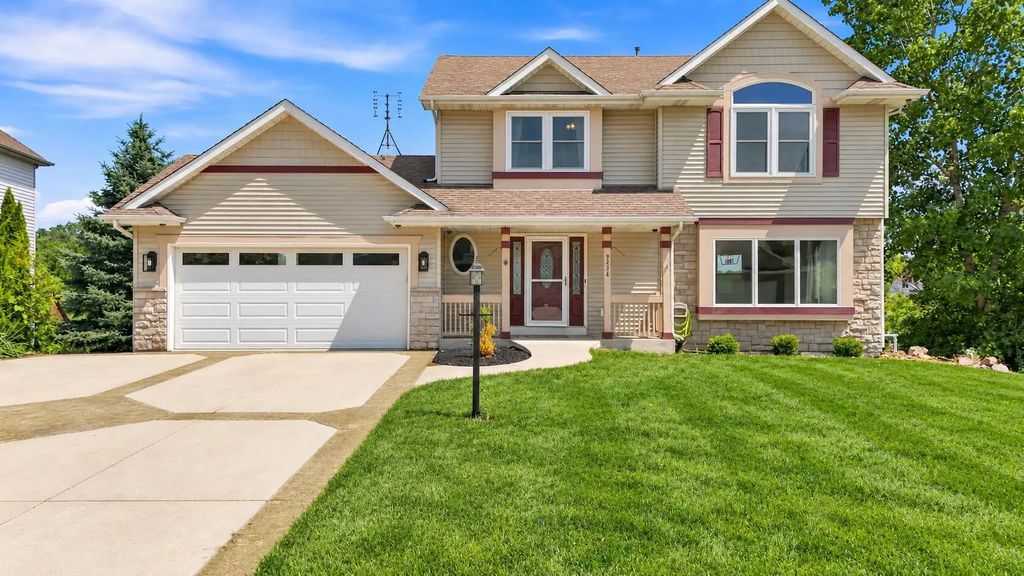 9334 Millstone Dr, Mount Pleasant