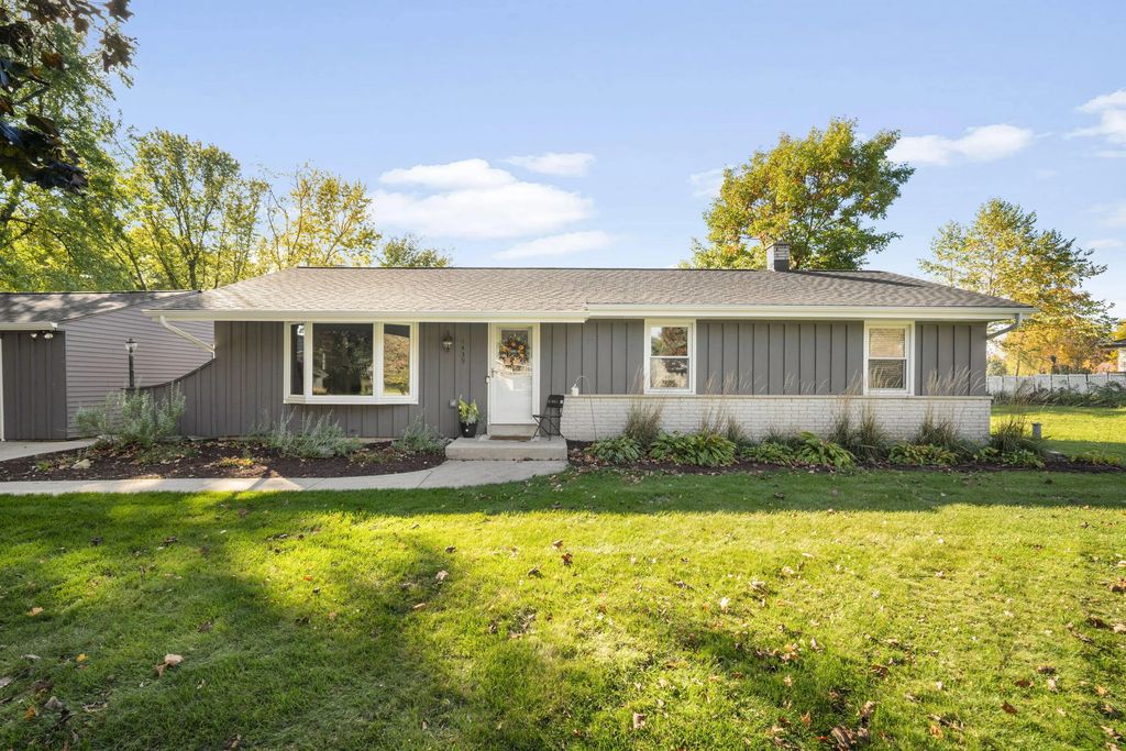 1439 Mount Ln, Richfield