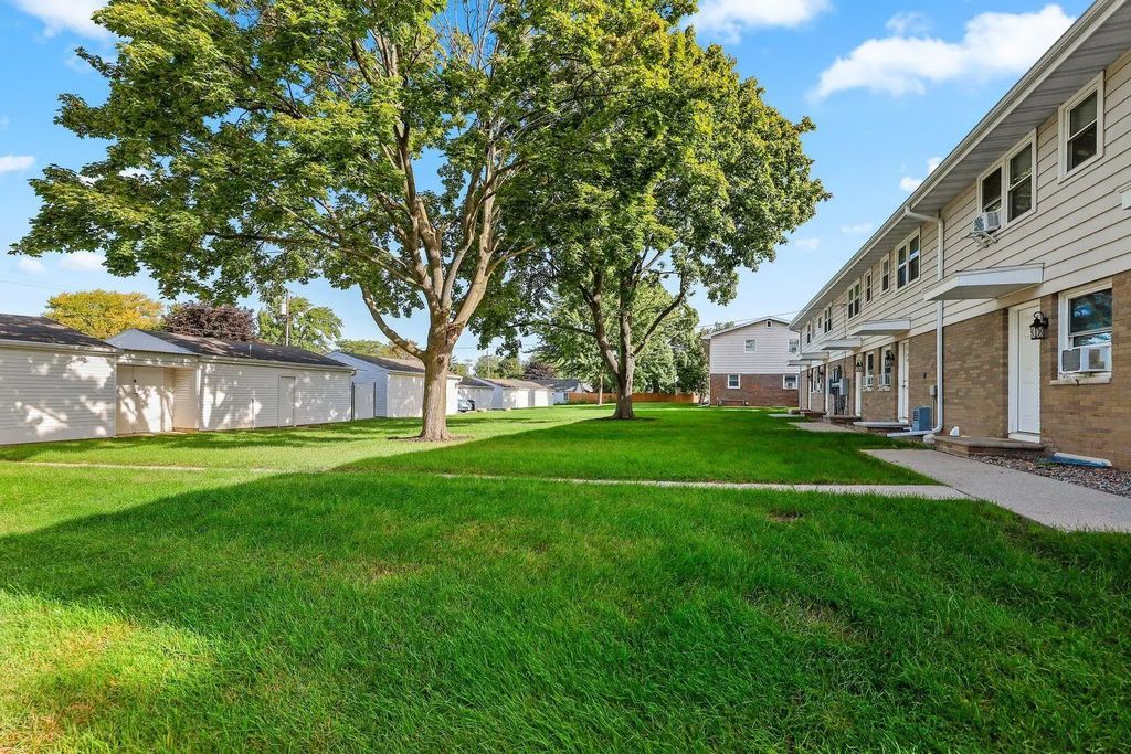 614 S Erie St, De Pere