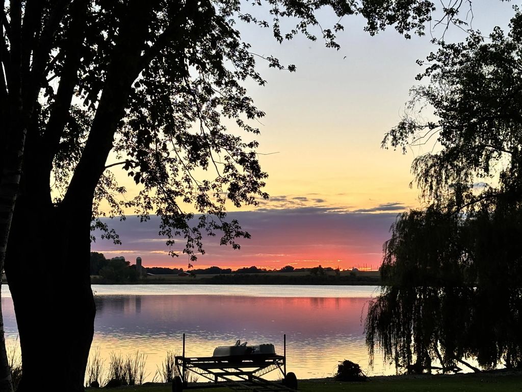 9671 N Northern Shores -, Fox Lake