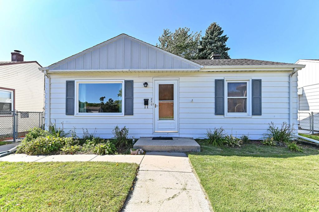 250 Luedtke Ave, Racine