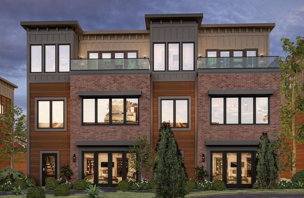 313 N Wisconsin St, Port Washington