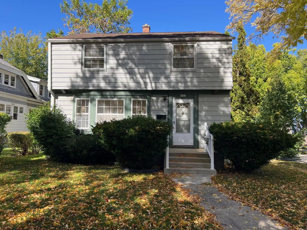 6402 W Girard Ave, Milwaukee