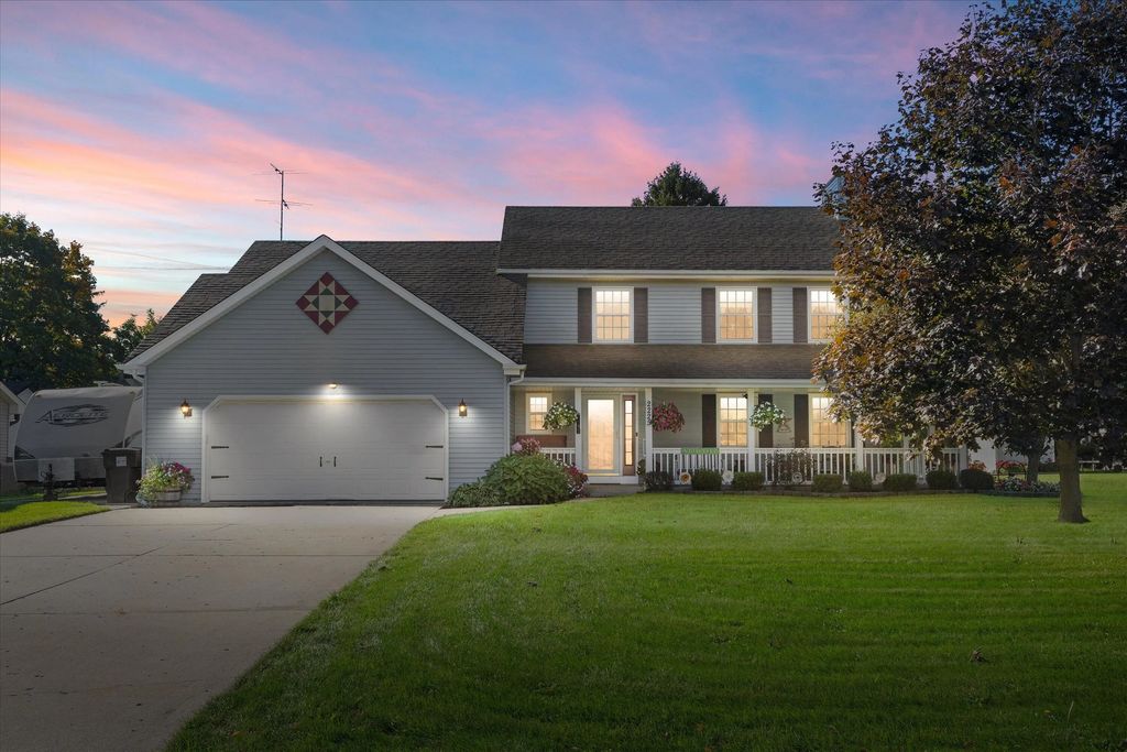 2225 2nd St, Somers