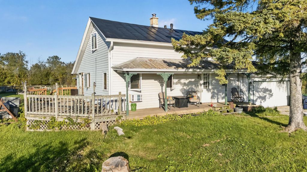 N3082 Camp Riversite Rd, Sheboygan Falls