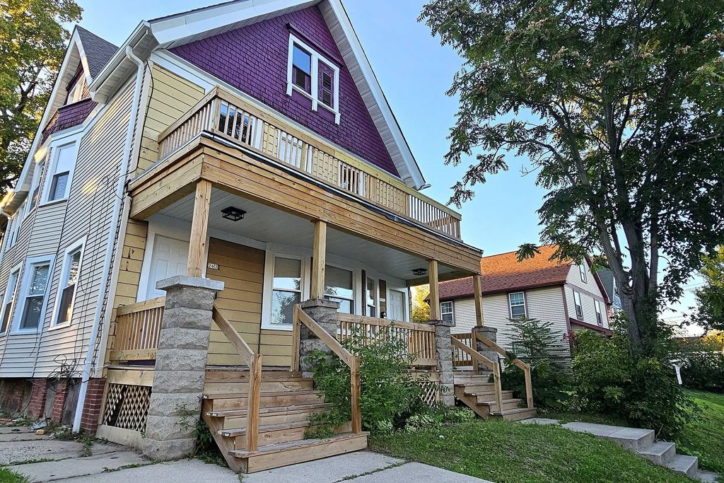 2633 N 20th St 2635, Milwaukee