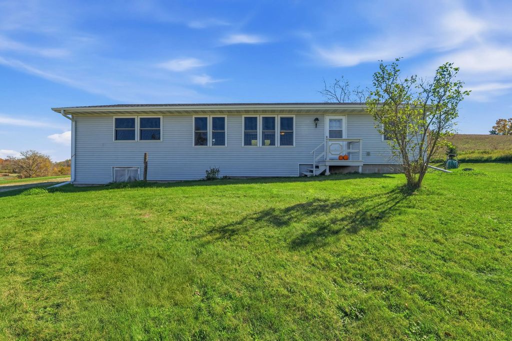 N4125 Clems Rd, Mitchell