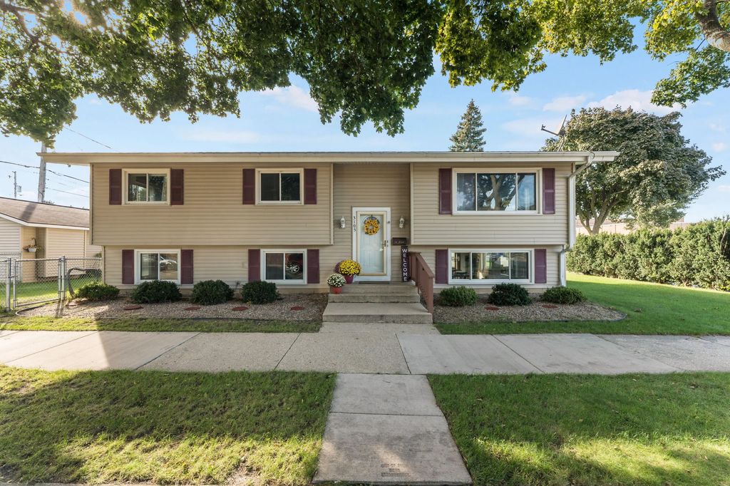 3105 S 23rd St, Milwaukee
