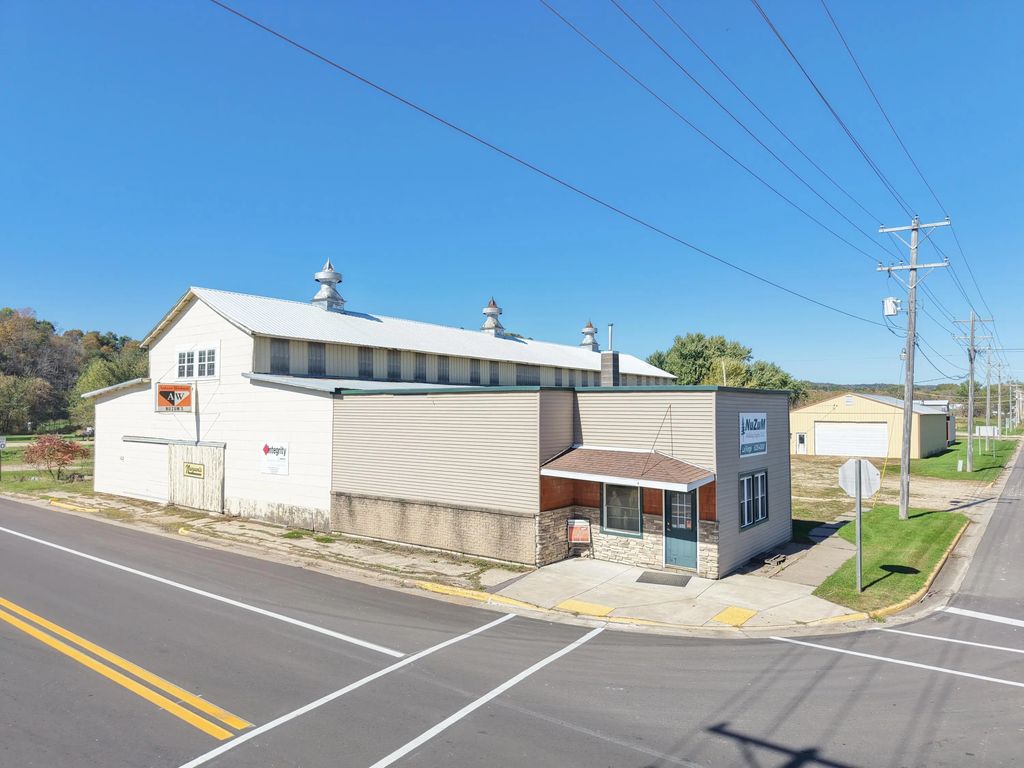 504 W Main St, La Farge