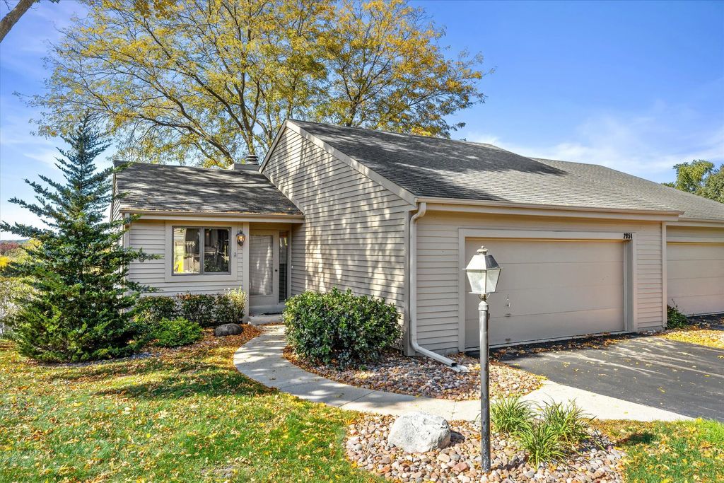 2954 Madison St, Waukesha