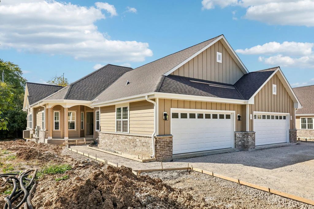 6777 S Prairiewood Ln, Franklin
