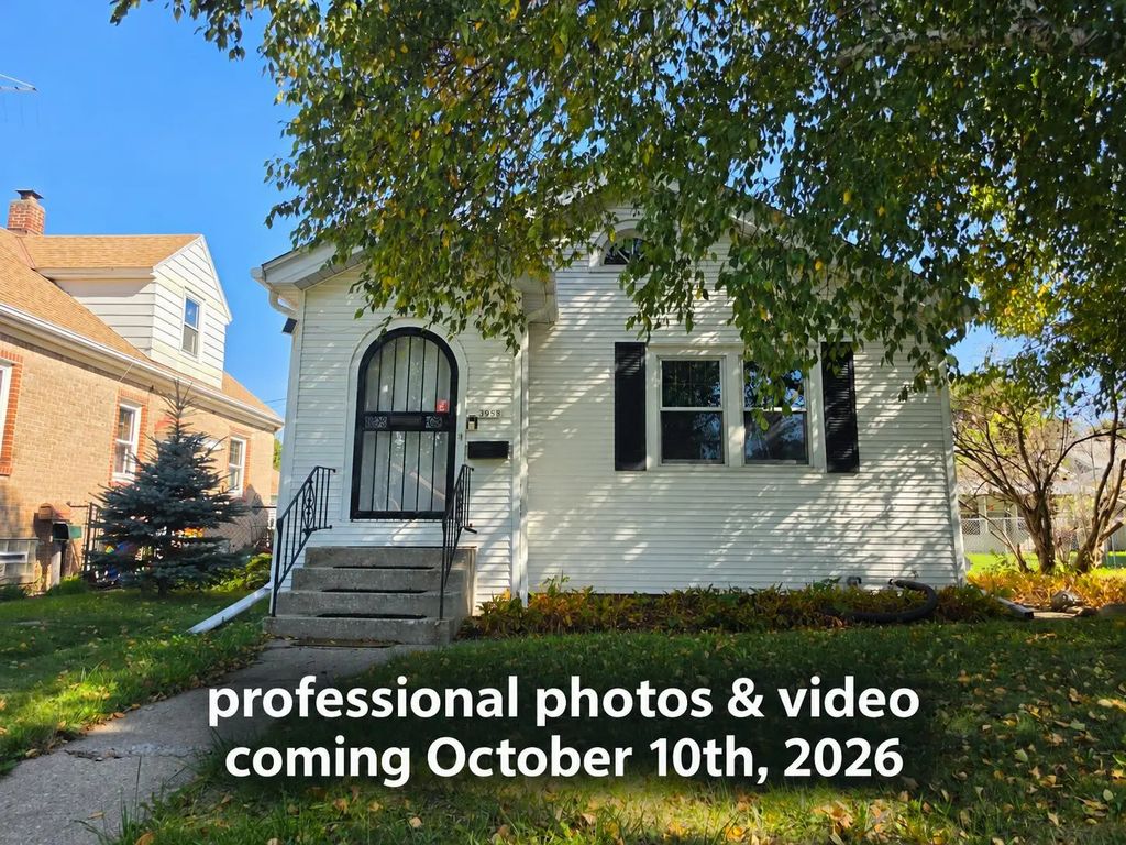 3958 S 1st Pl, Milwaukee
