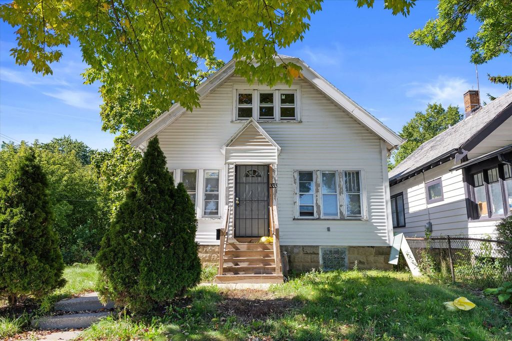 333 N 36th St, Milwaukee