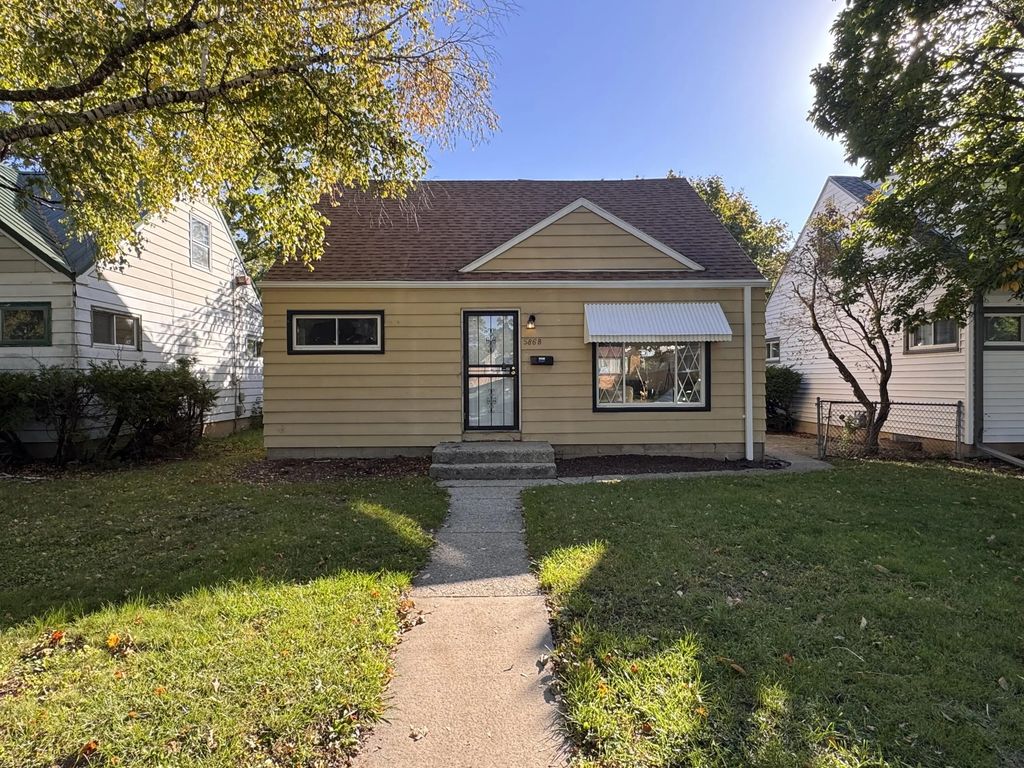 5868 N 71st St, Milwaukee