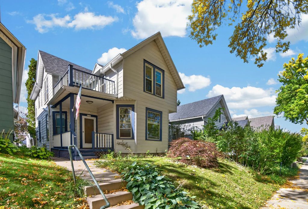 2147 S Mound St, Milwaukee