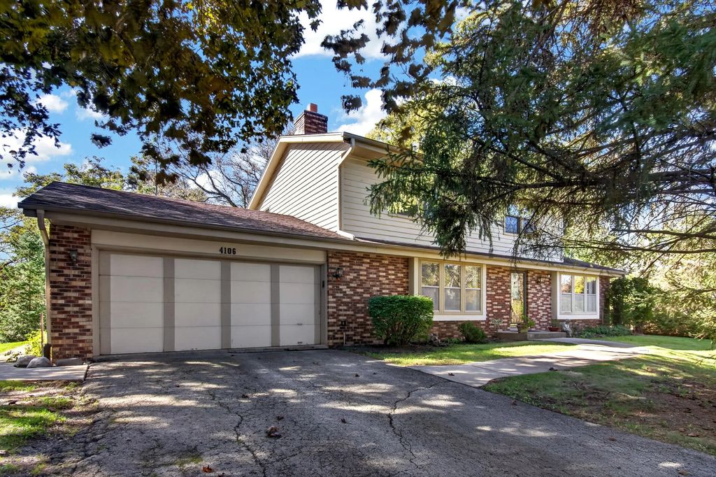 4106 Lakeview Dr, Mount Pleasant