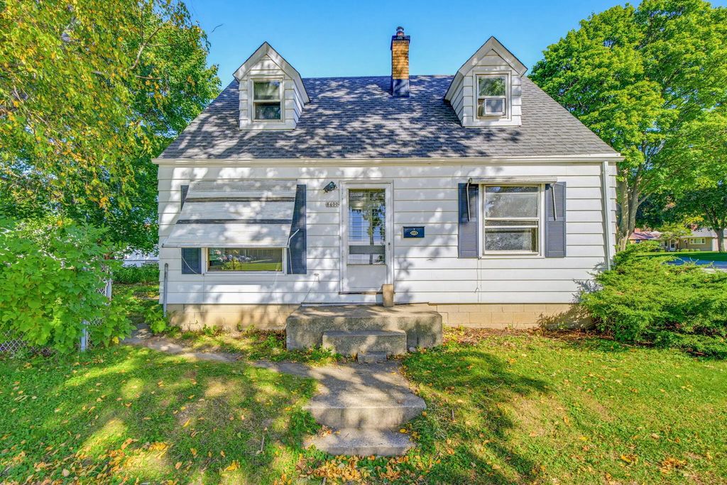 8400 W Auer Ave, Milwaukee
