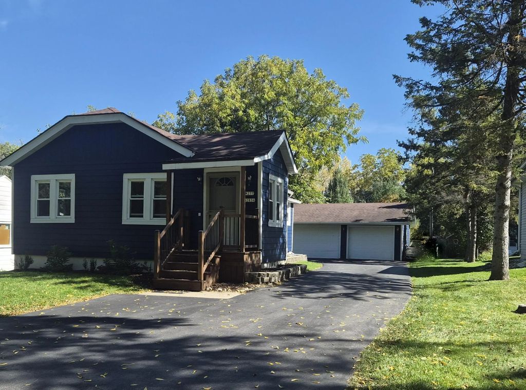 W277n2836 Chicago Ave, Pewaukee