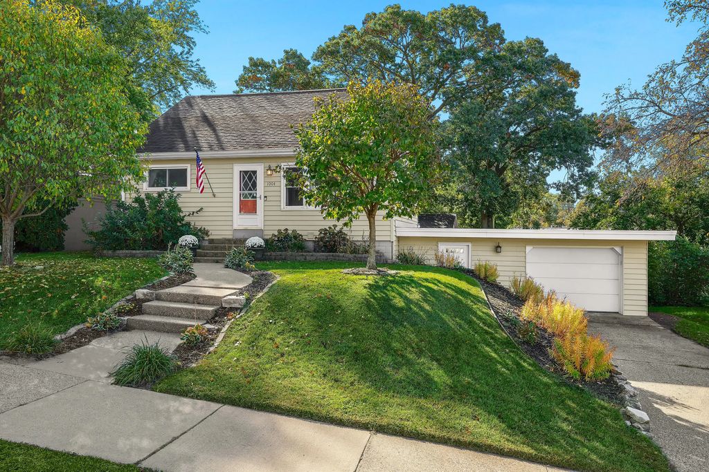 1004 Green St, Onalaska