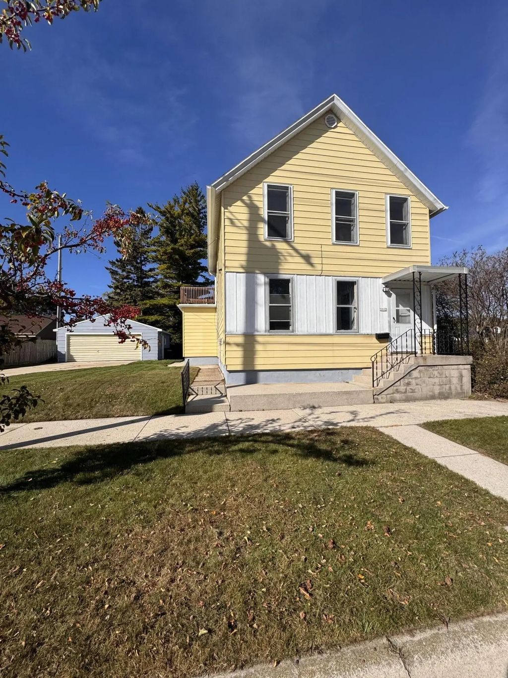 2512 S 10th St, Sheboygan