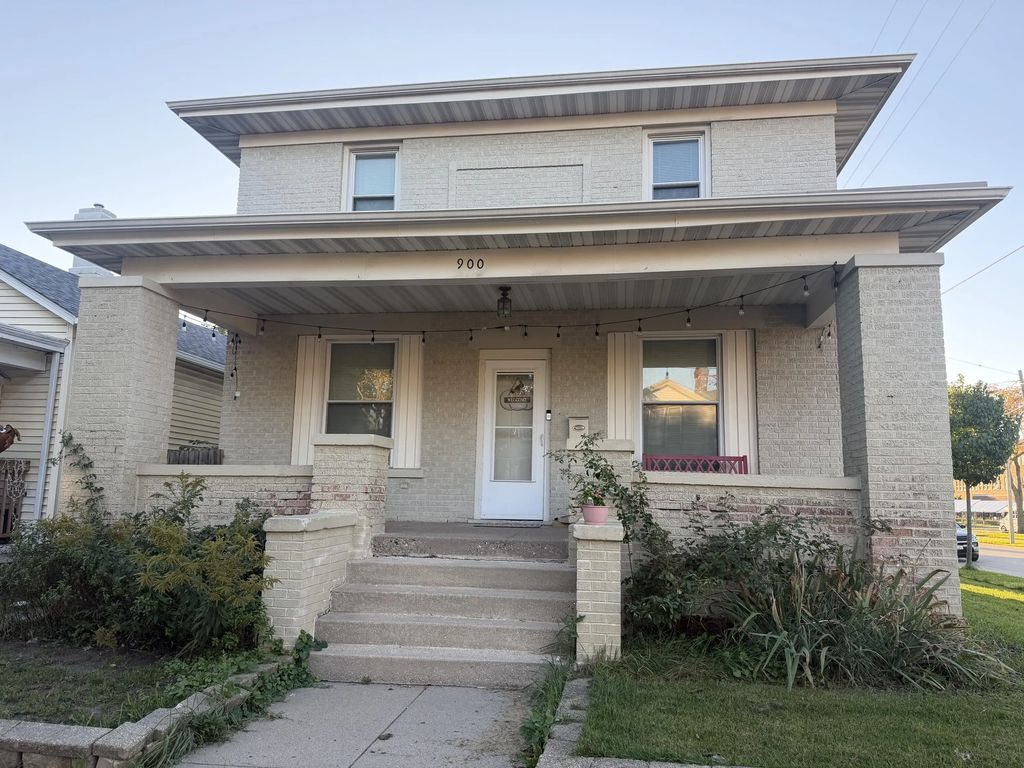 900 Grand Ave, Racine
